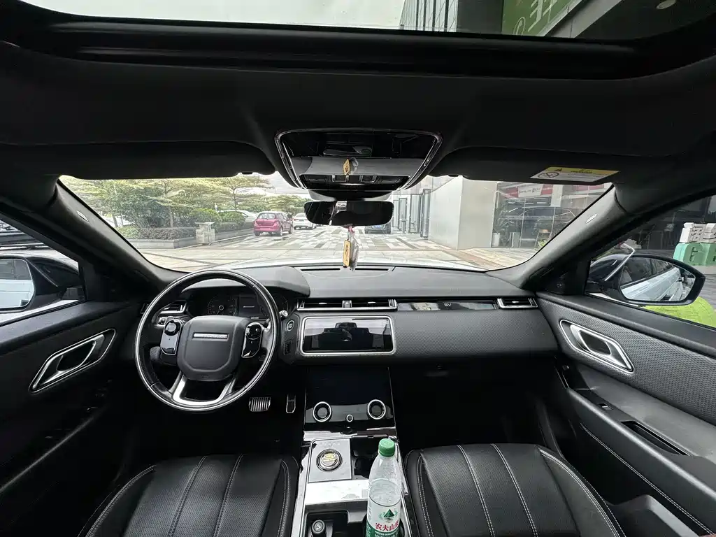 Land Rover Velar — миниатюра 8