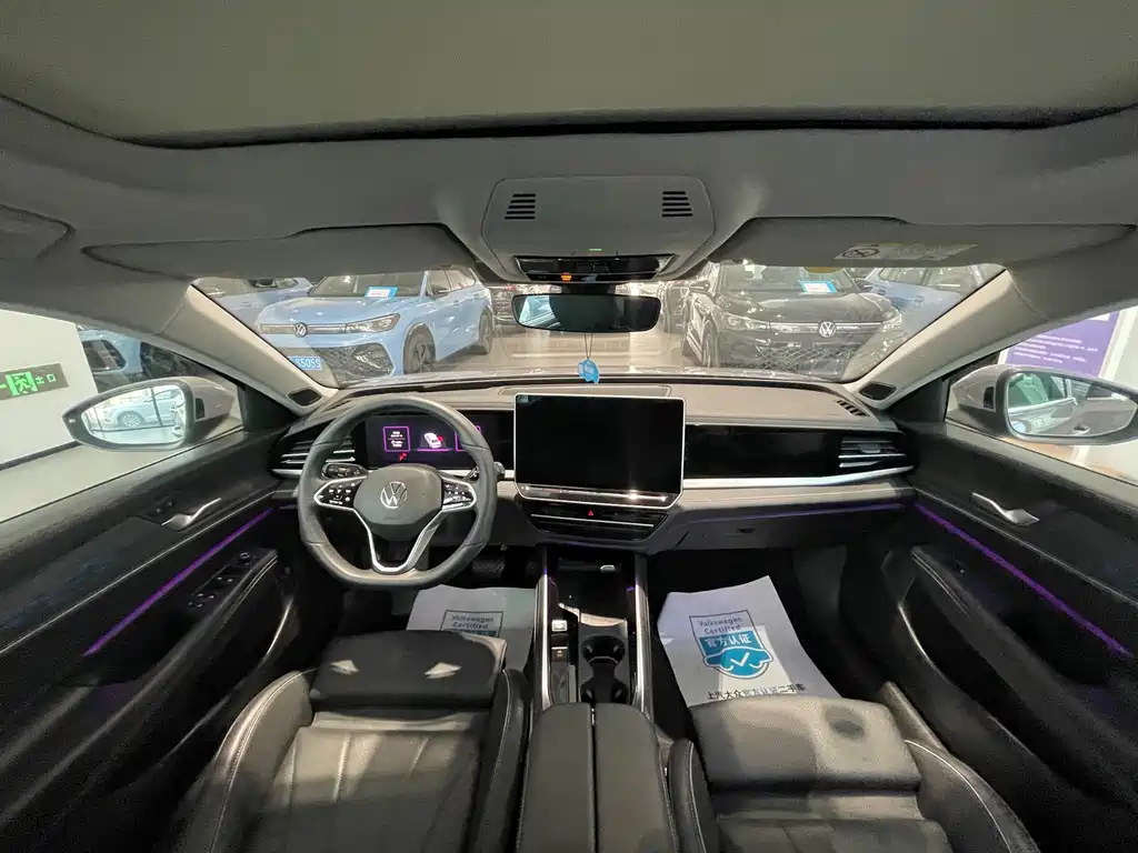 Volkswagen Passat 2025 Pro 380TSI