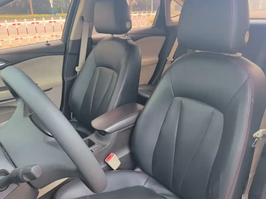 Buick Verano — миниатюра 15