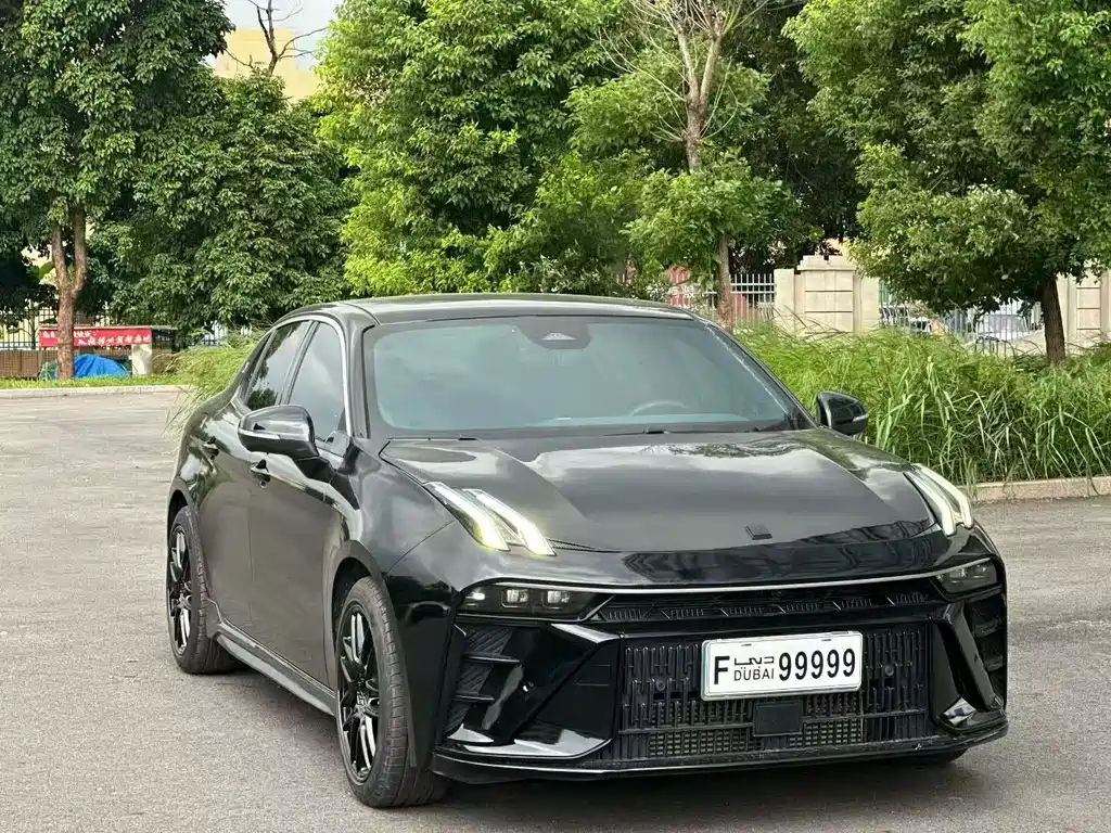Lynk & Co 03 — миниатюра 3