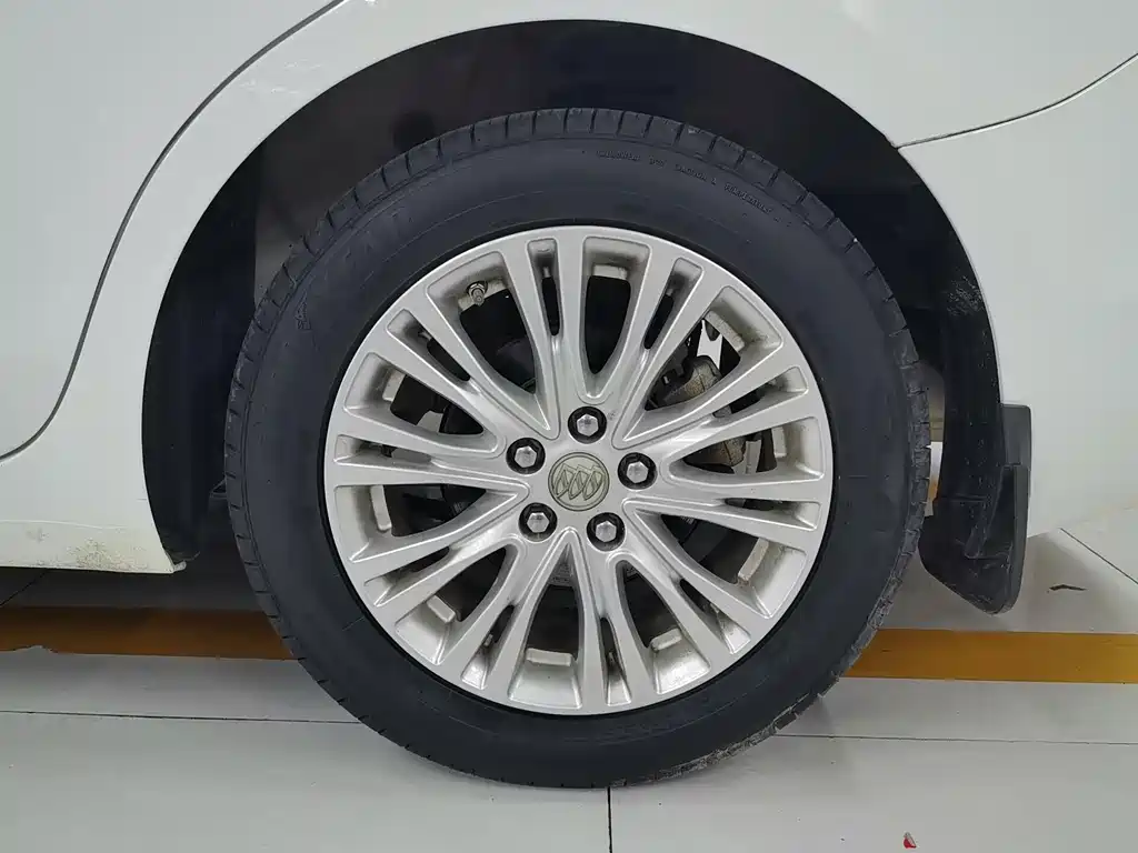 Buick Excelle — миниатюра 15