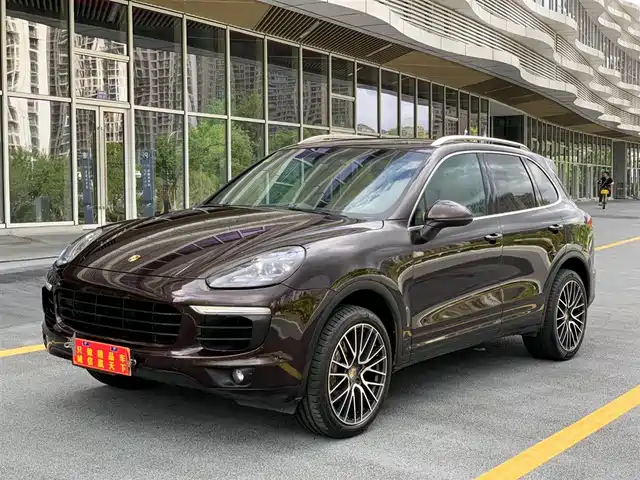 PORSCHE CAYENNE 2017