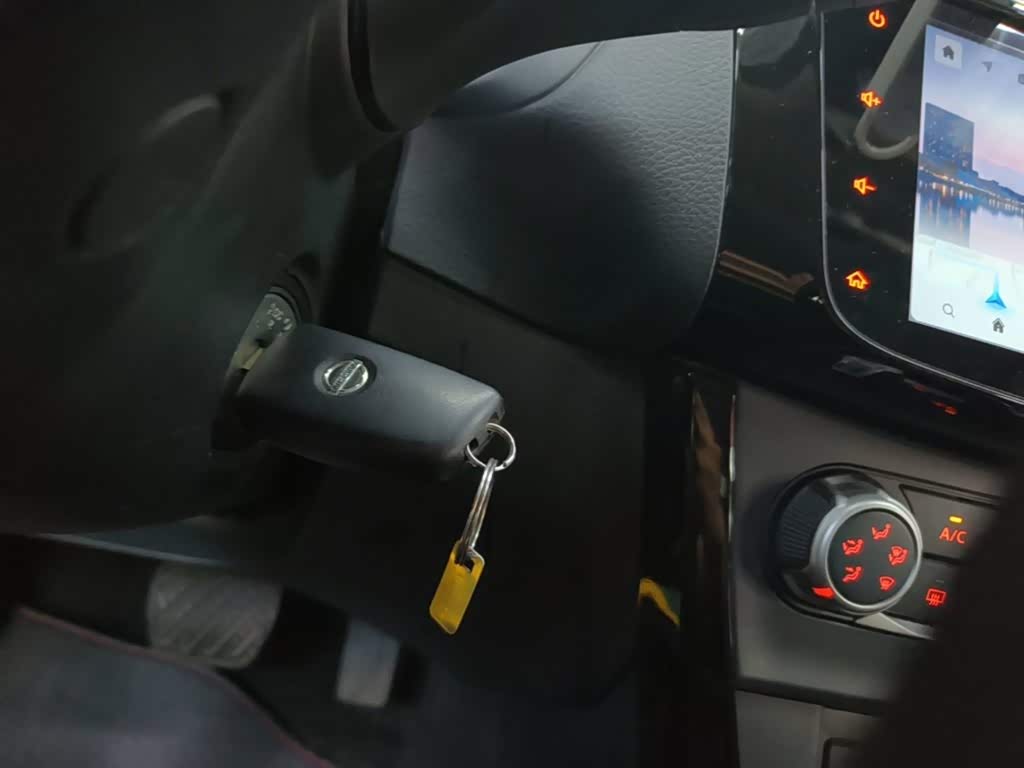 Nissan Sylphy 1.6 л 2022 г. Чёрный, пробег 47400 км