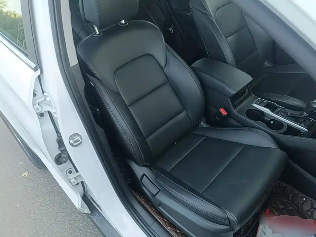 Hyundai Tucson — миниатюра 25