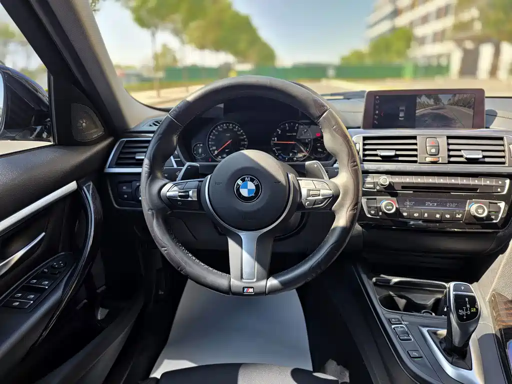 BMW 3 Series — миниатюра 16