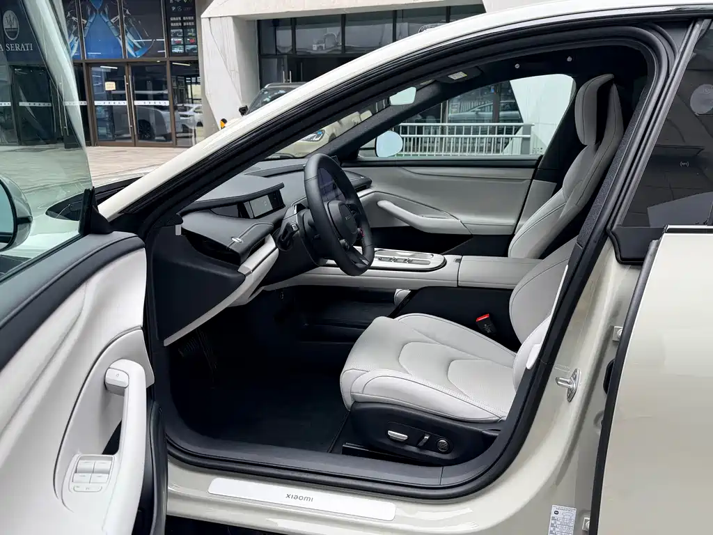 XIAOMI CAR XIAOMI SU7