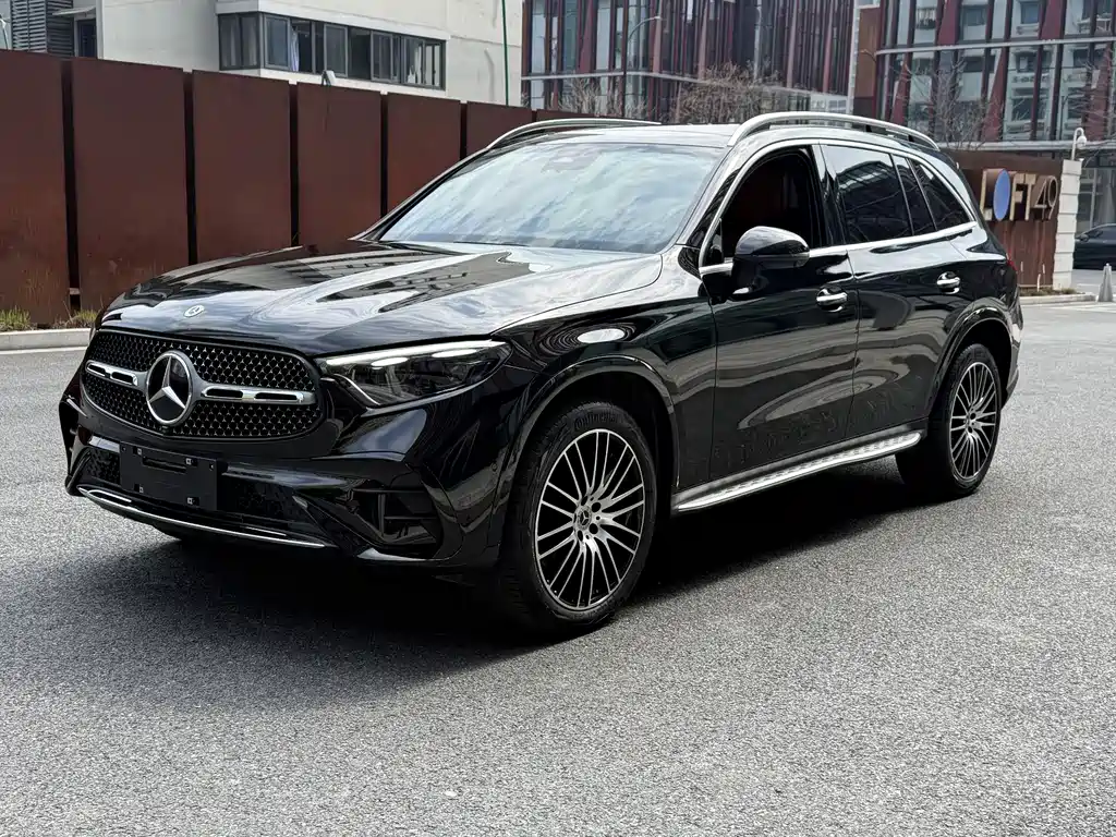 Mercedes-Benz GLC 2025
