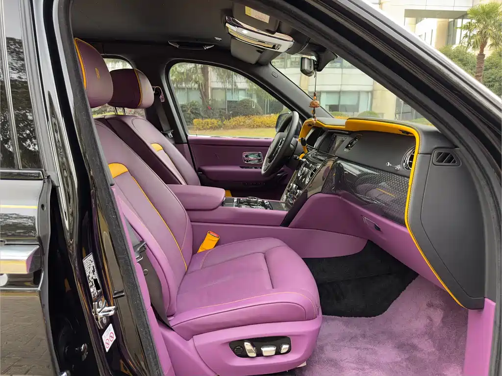 ROLLS-ROYCE CULLINAN