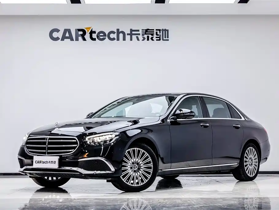 Mercedes-Benz E-Class 2022