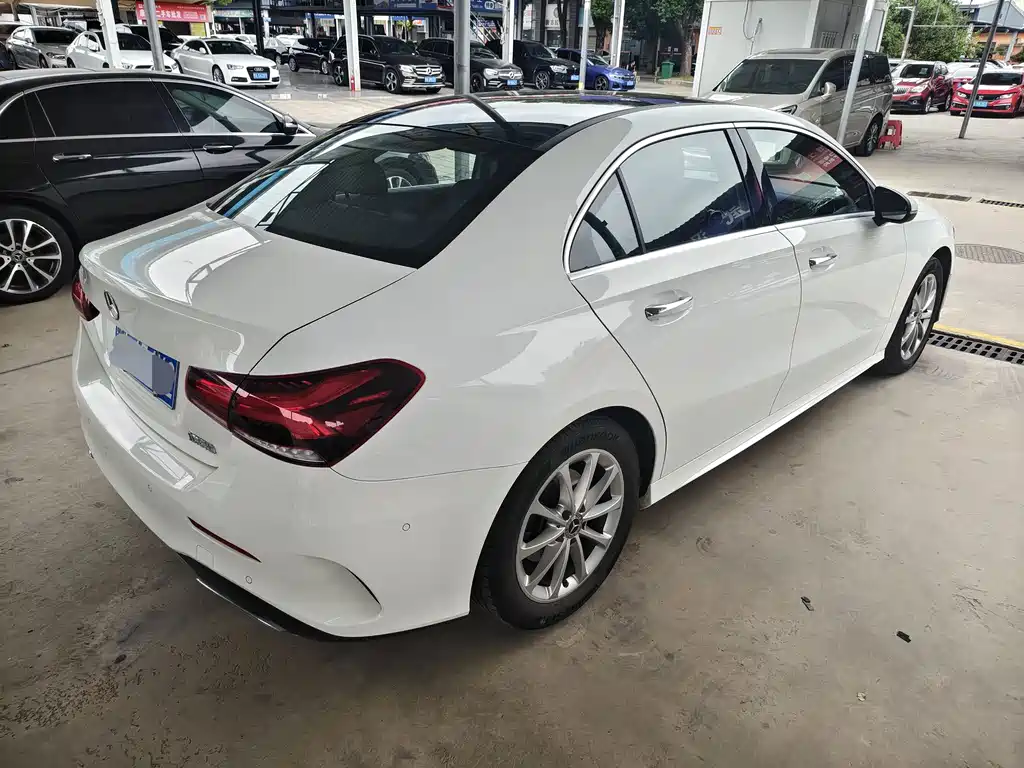 Mercedes-Benz A-Class — миниатюра 12