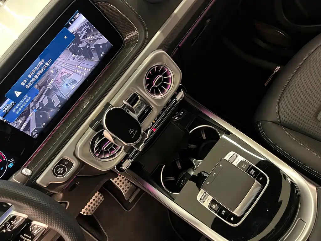 Mercedes-Benz G-Class — миниатюра 13
