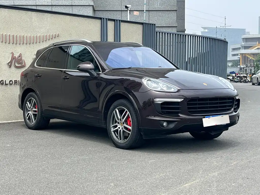 Porsche Cayenne — миниатюра 2