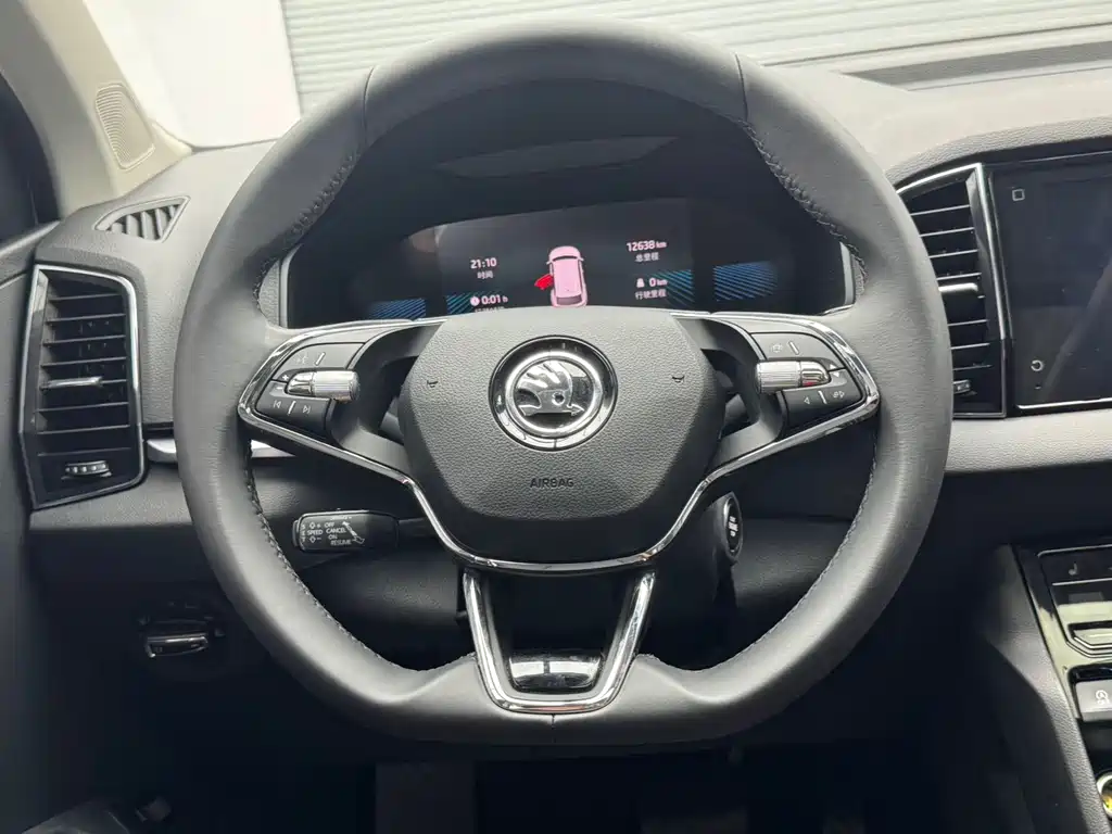 Skoda Karoq — миниатюра 13