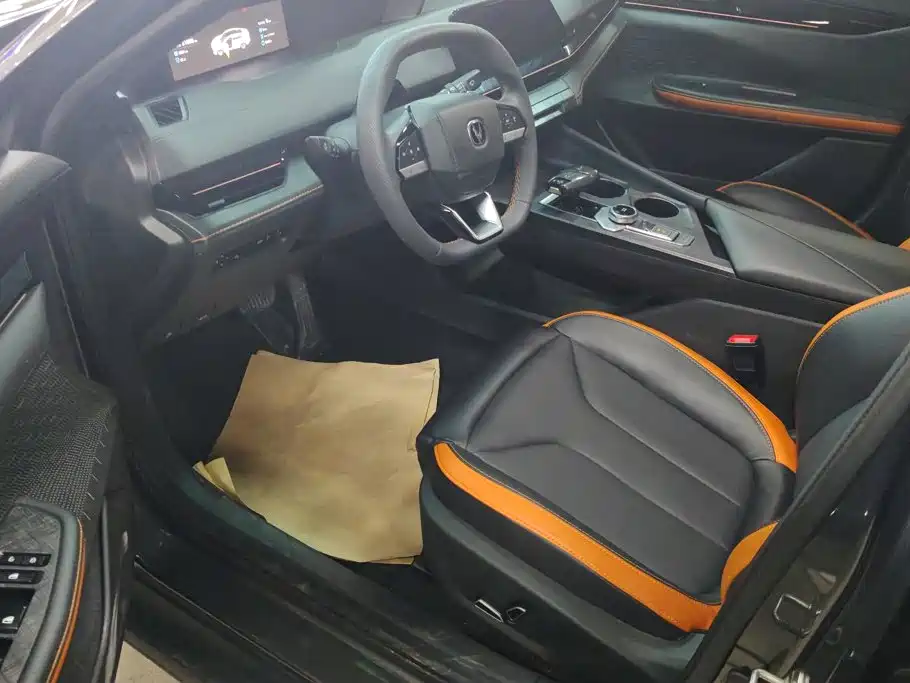 Changan UNI-V — миниатюра 9