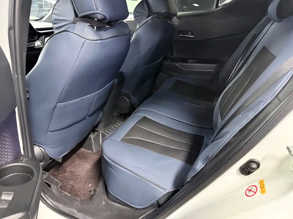 Toyota C-HR — миниатюра 11
