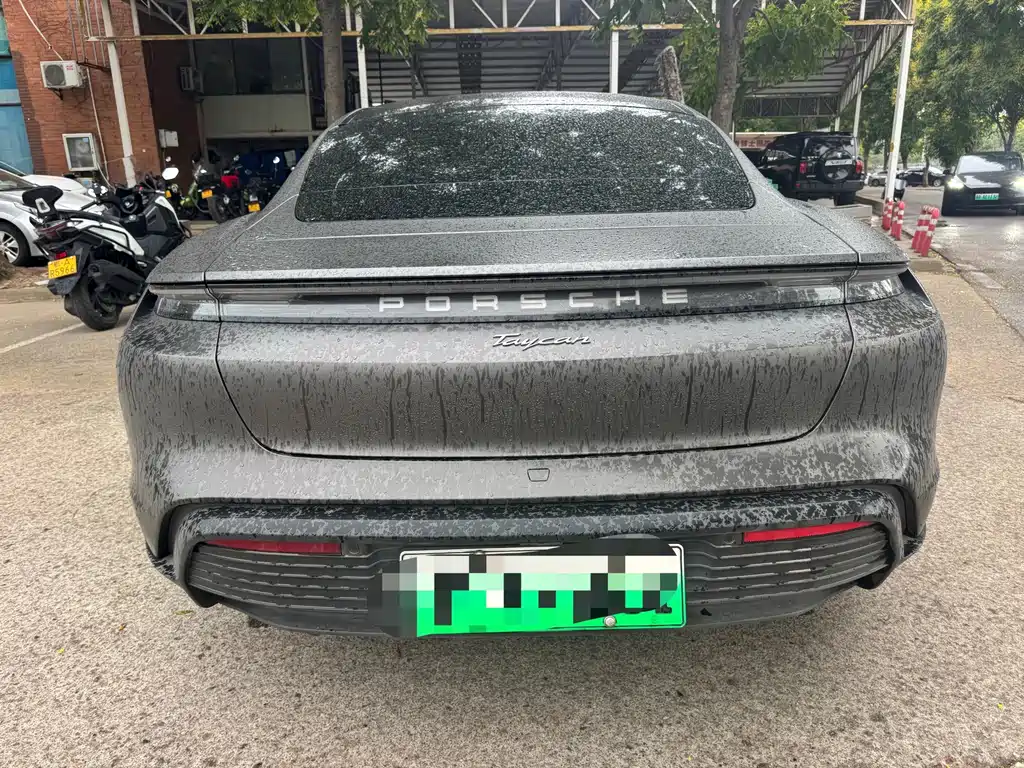 Porsche Taycan — миниатюра 15