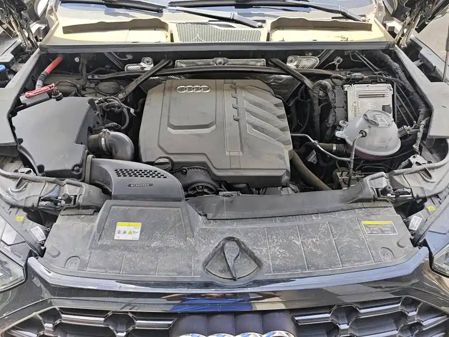 Audi Q5L 2025 40 TFSI Luxury