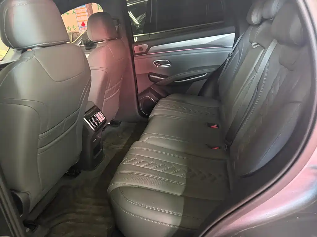 BYD L DM-i — миниатюра 6