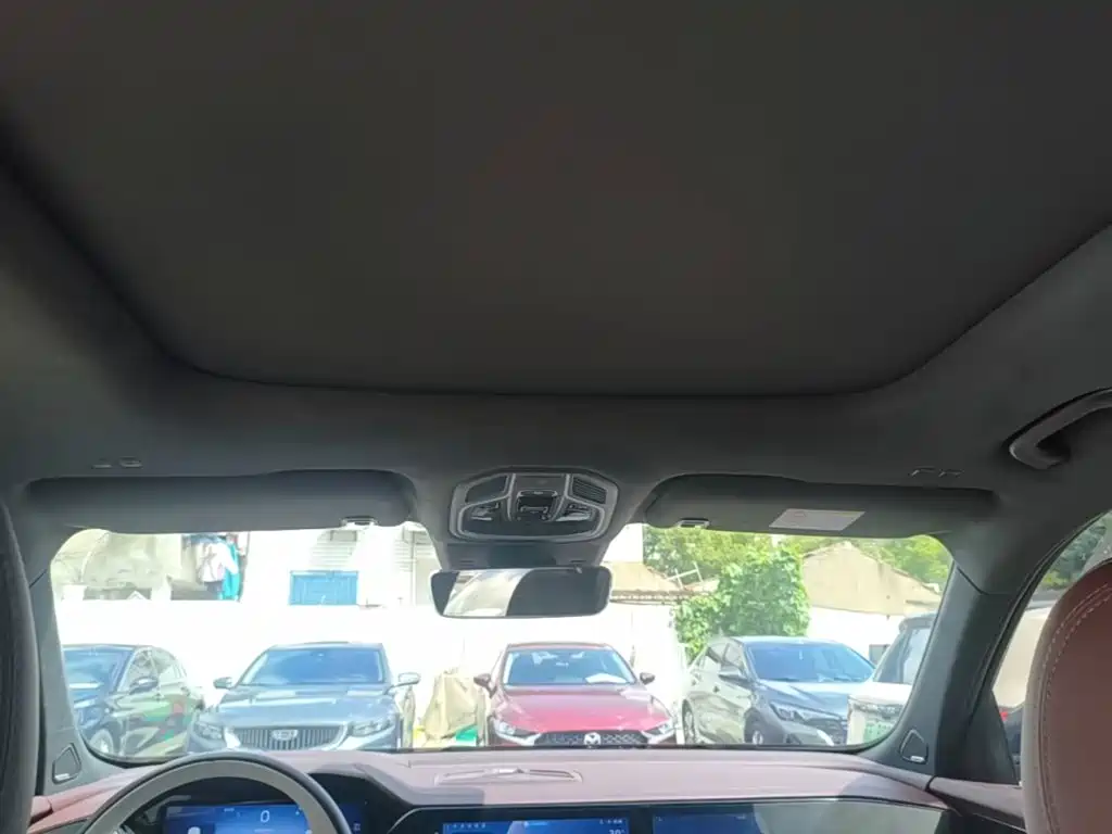Geely Xingyue L — миниатюра 18