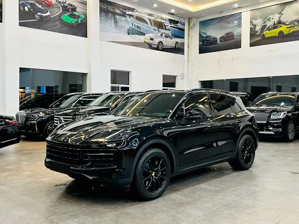 Porsche Cayenne Hybrid 2024