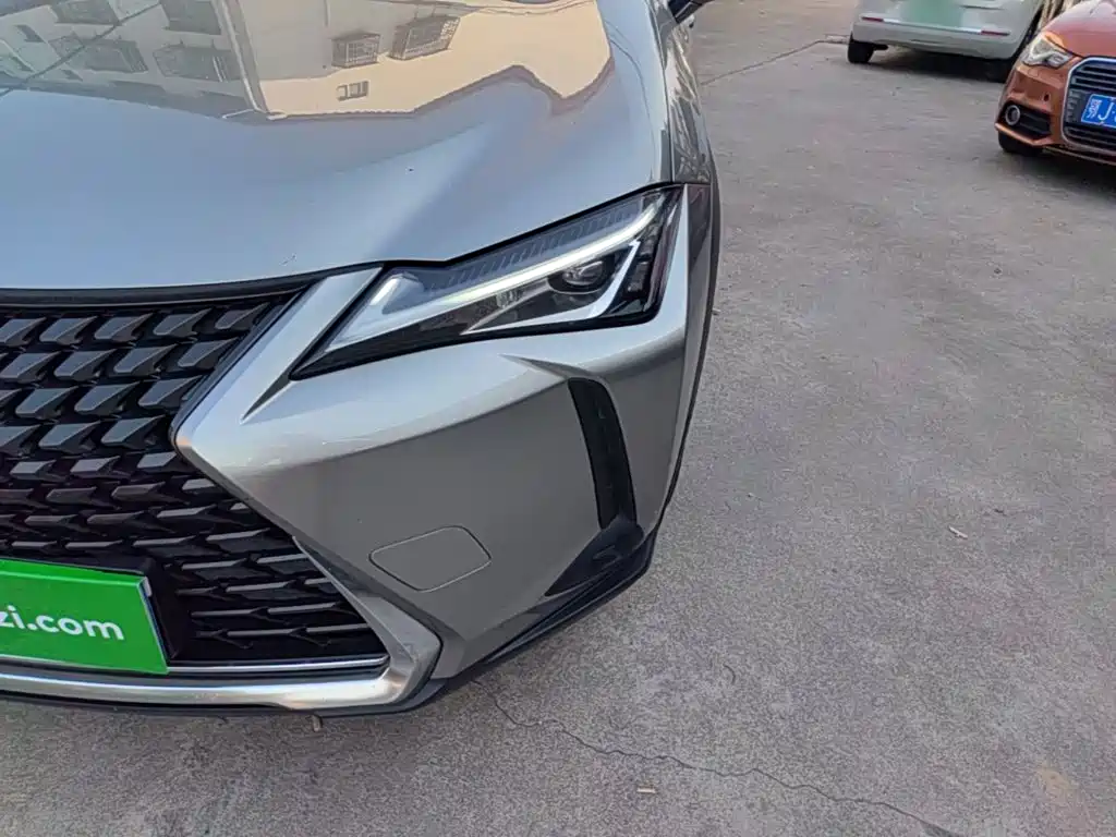 Lexus UX — миниатюра 24