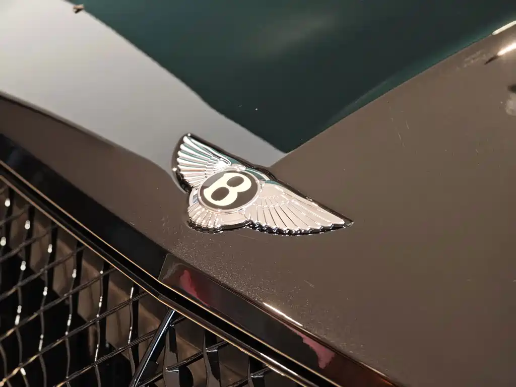 Bentley Bentayga — миниатюра 14