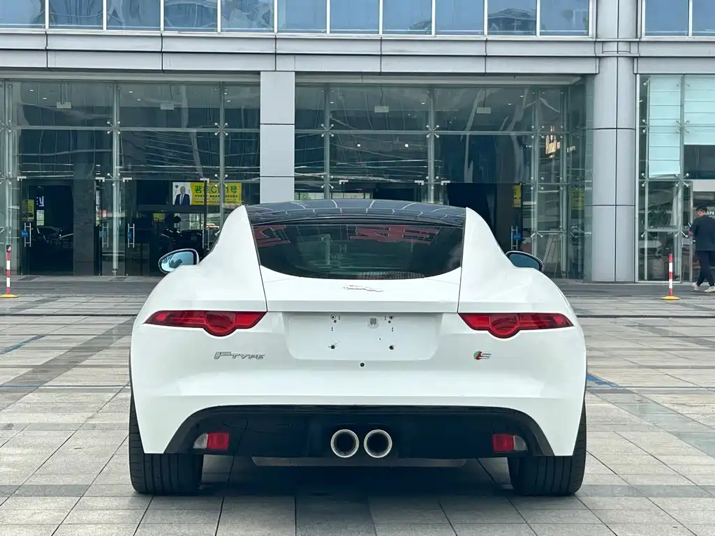 Jaguar F-TYPE — миниатюра 7