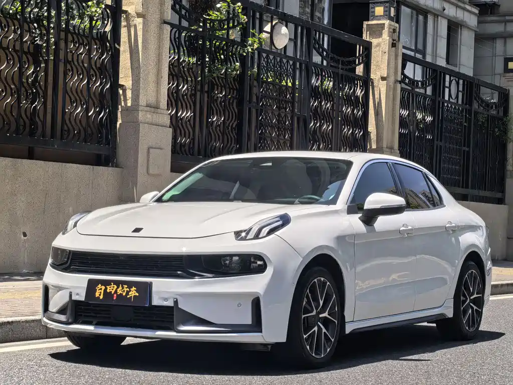 Lynk & Co 03 2019