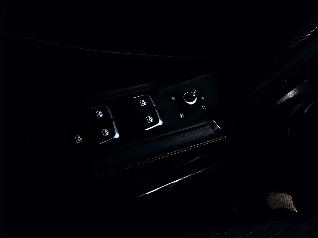 Audi Q2L — миниатюра 11