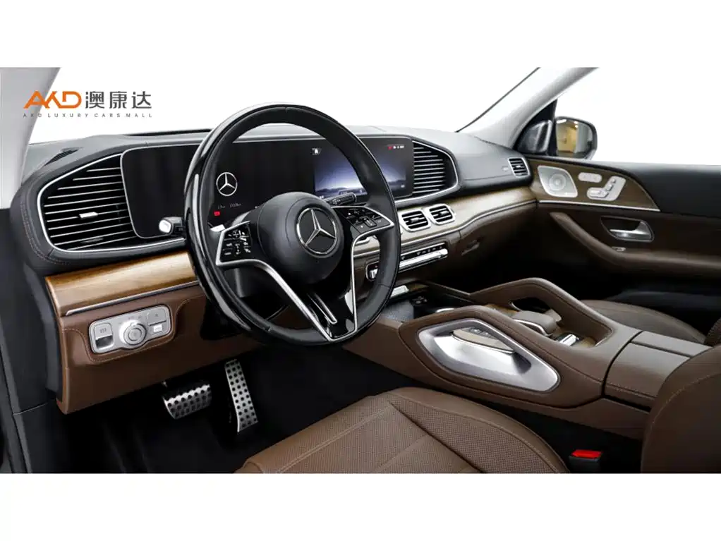 Mercedes-Benz GLS - фото 6