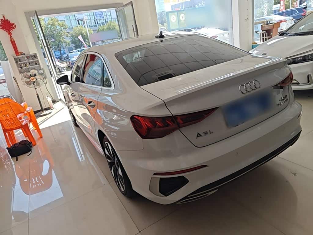 Audi A3 1.4 л 2024 г. Белый, пробег 20500 км