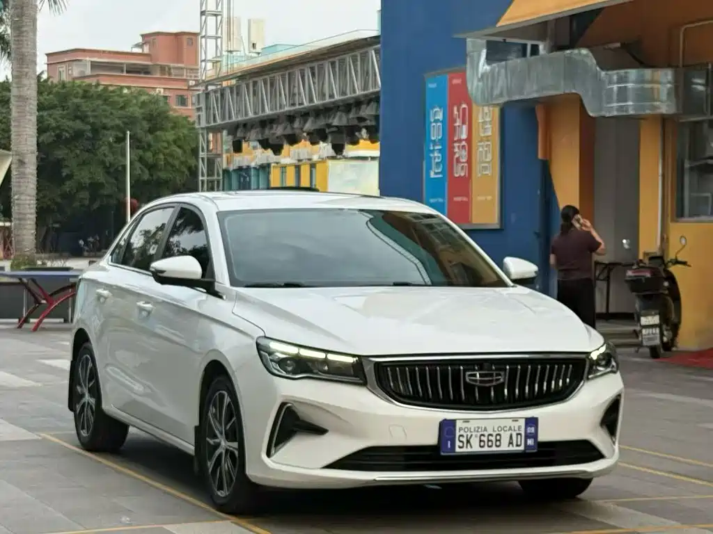 Geely Emgrand — миниатюра 3