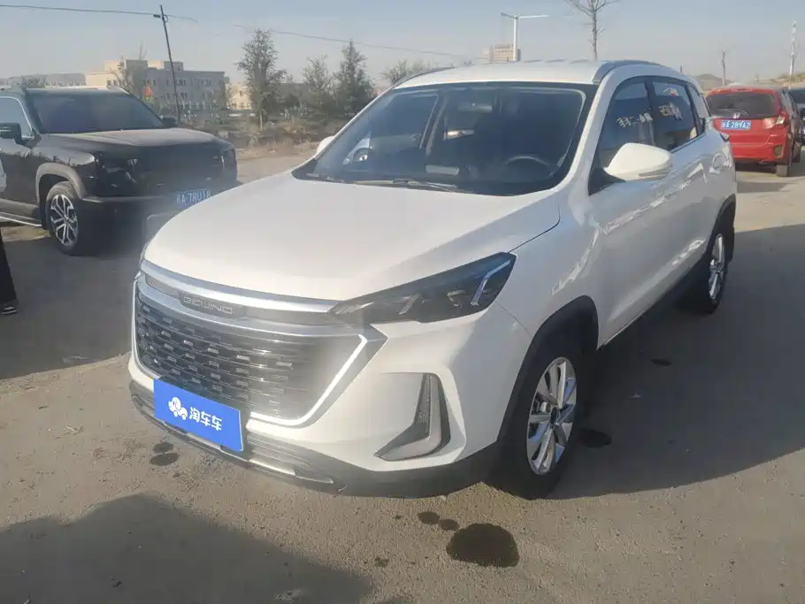 BAIC X3