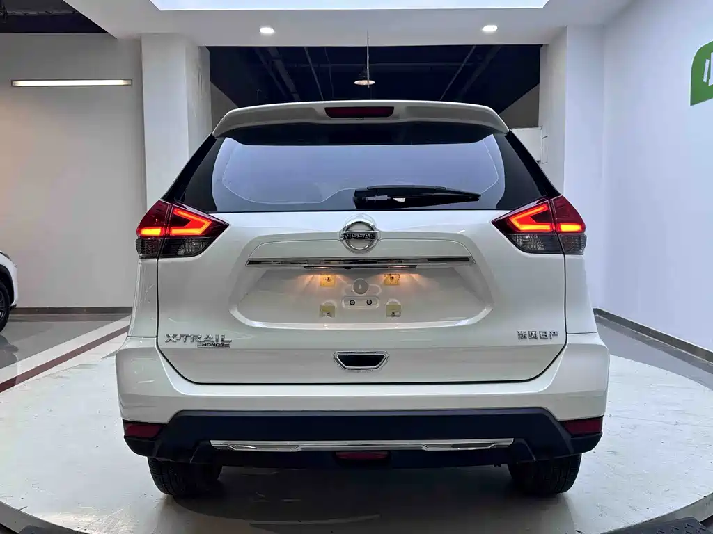 Nissan X-Trail — миниатюра 4