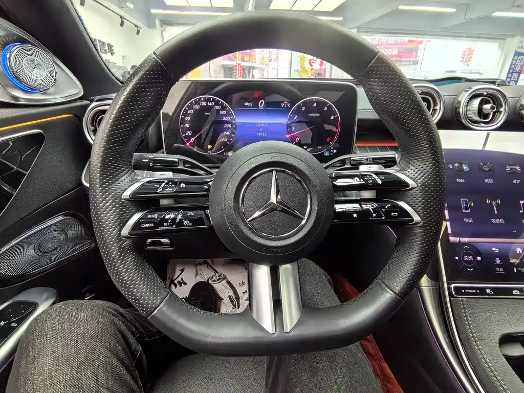 MERCEDES-BENZ C CLASS