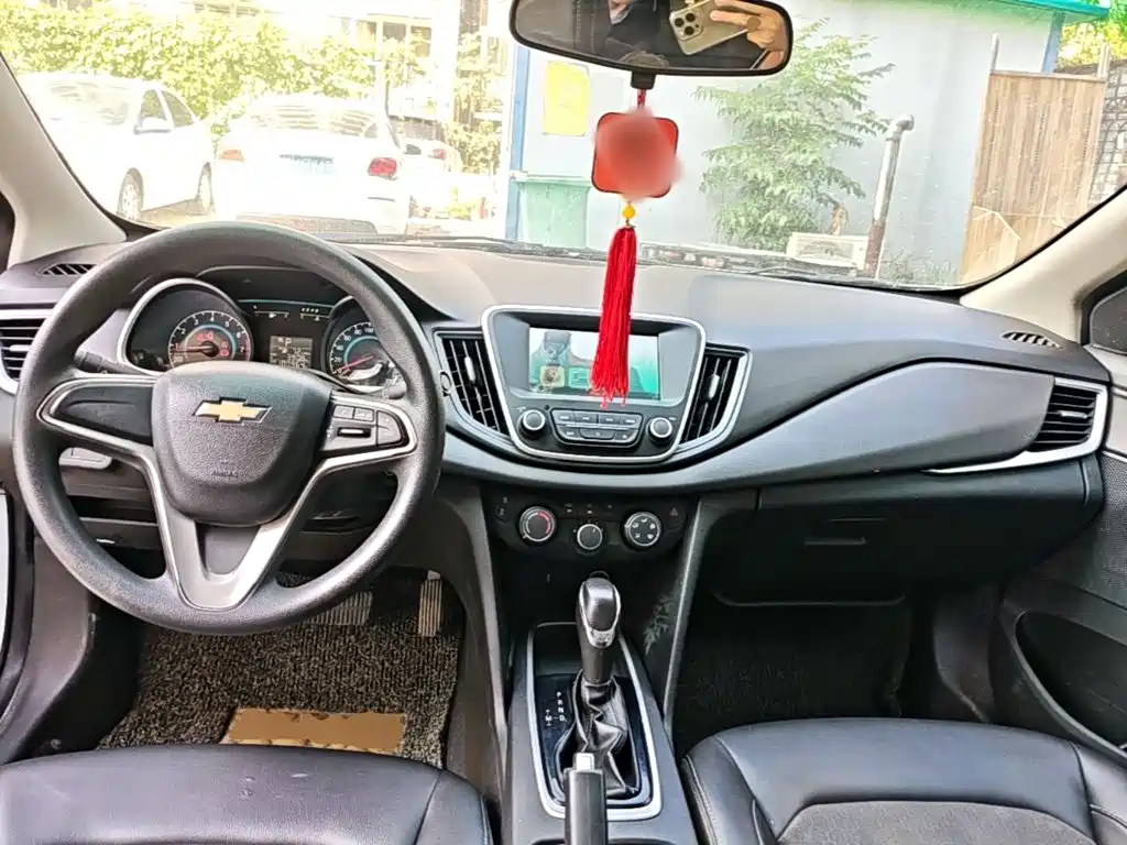Chevrolet Cavalier — миниатюра 10