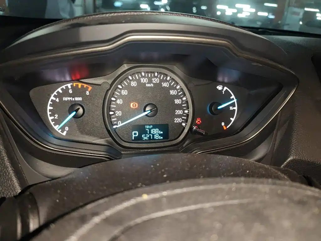 Ford Escort — миниатюра 12