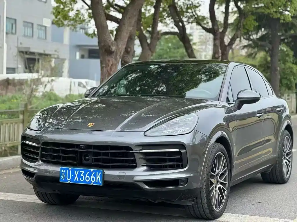 Porsche Cayenne 2021