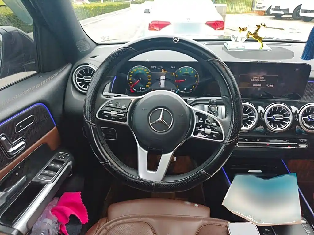 Mercedes-Benz GLB — миниатюра 3