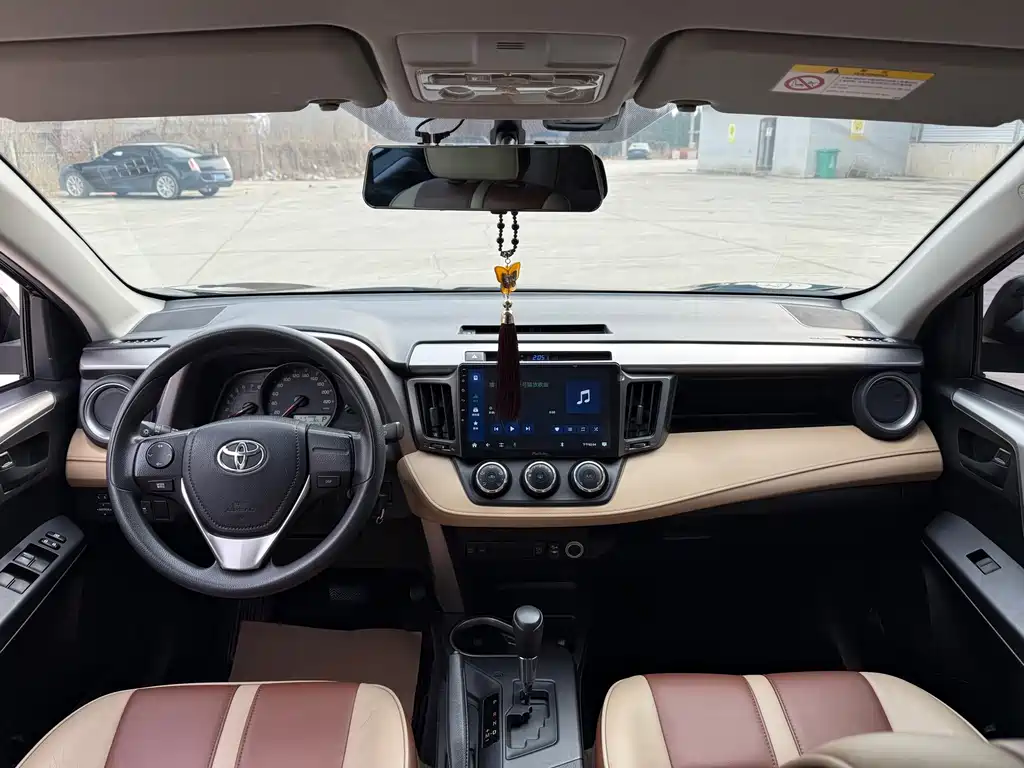 TOYOTA RAV4 RONGFANG