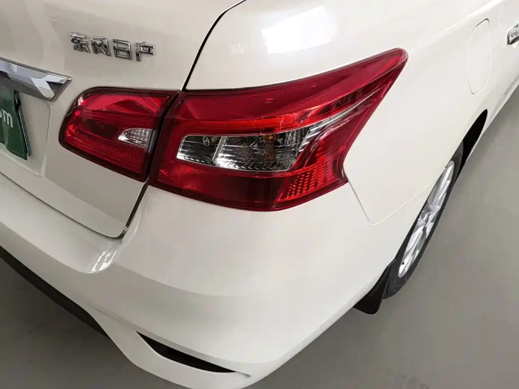 Nissan Sylphy — миниатюра 8