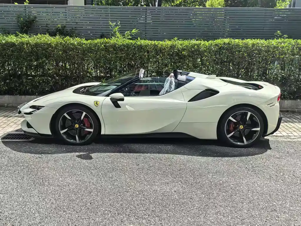Ferrari SF90 — миниатюра 4