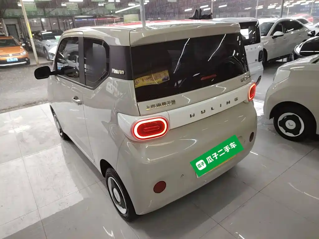 Wuling MINIEV — миниатюра 5