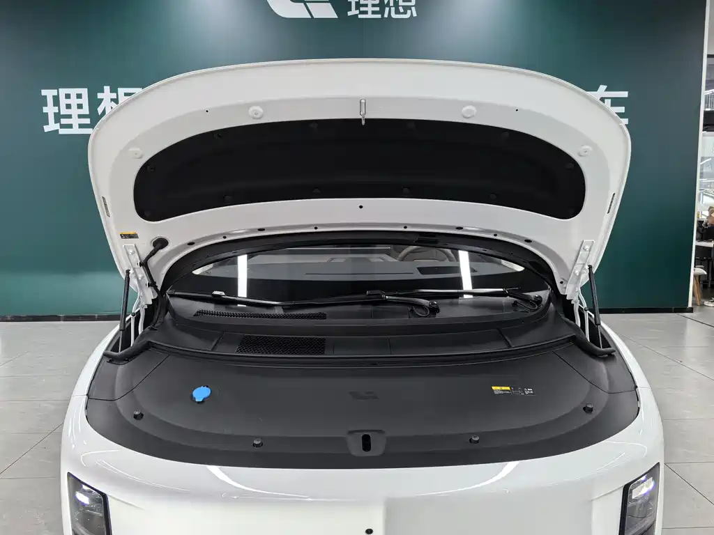 Li Auto i8 — фотографии объявления, Фото 13
