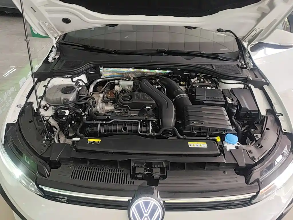 Volkswagen Golf — миниатюра 20