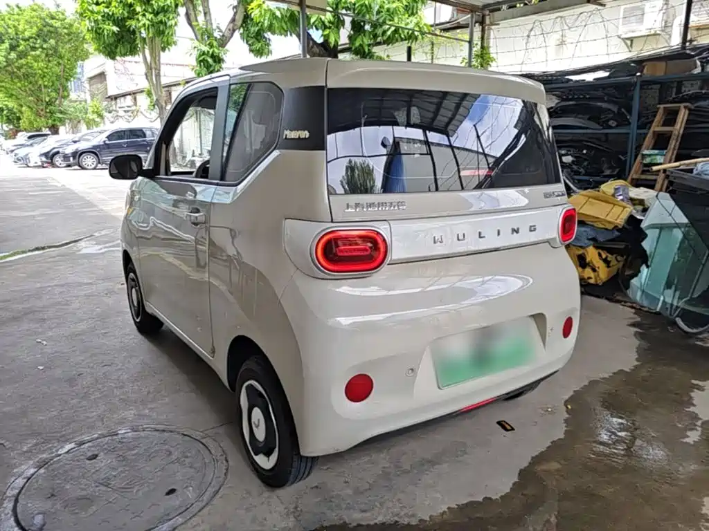 Wuling MINIEV — миниатюра 5