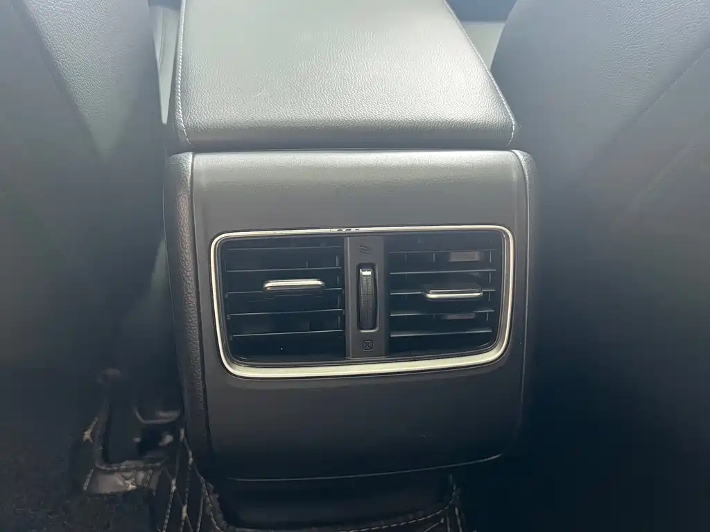 Honda Accord — миниатюра 13