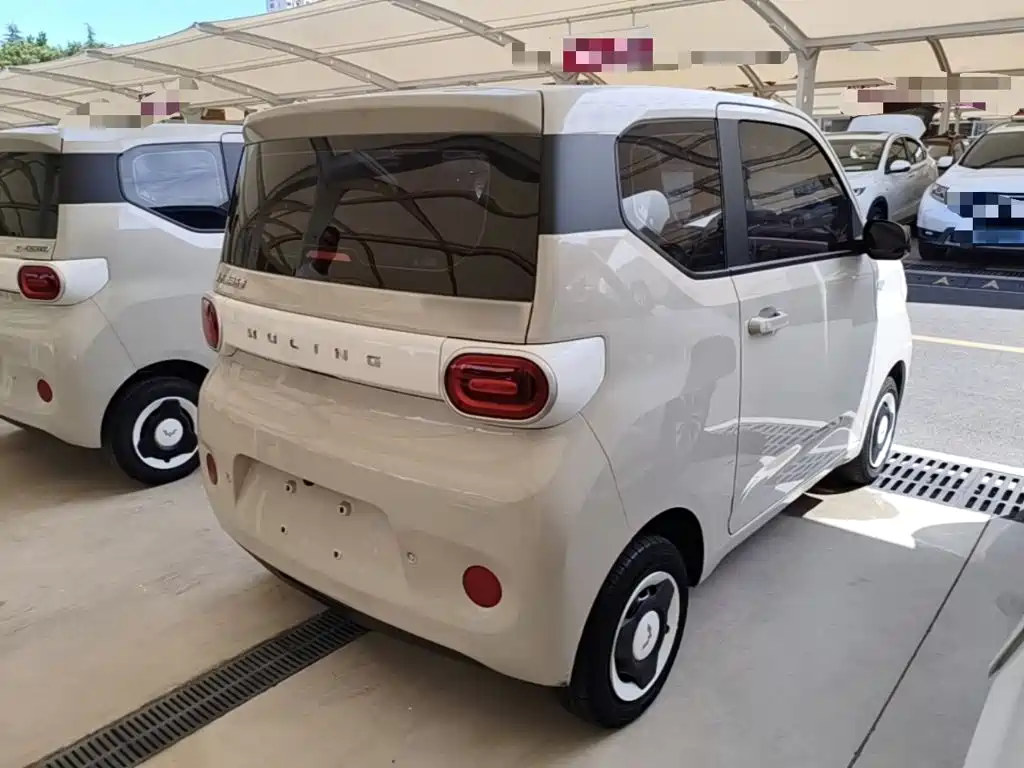 Wuling MINIEV — миниатюра 7