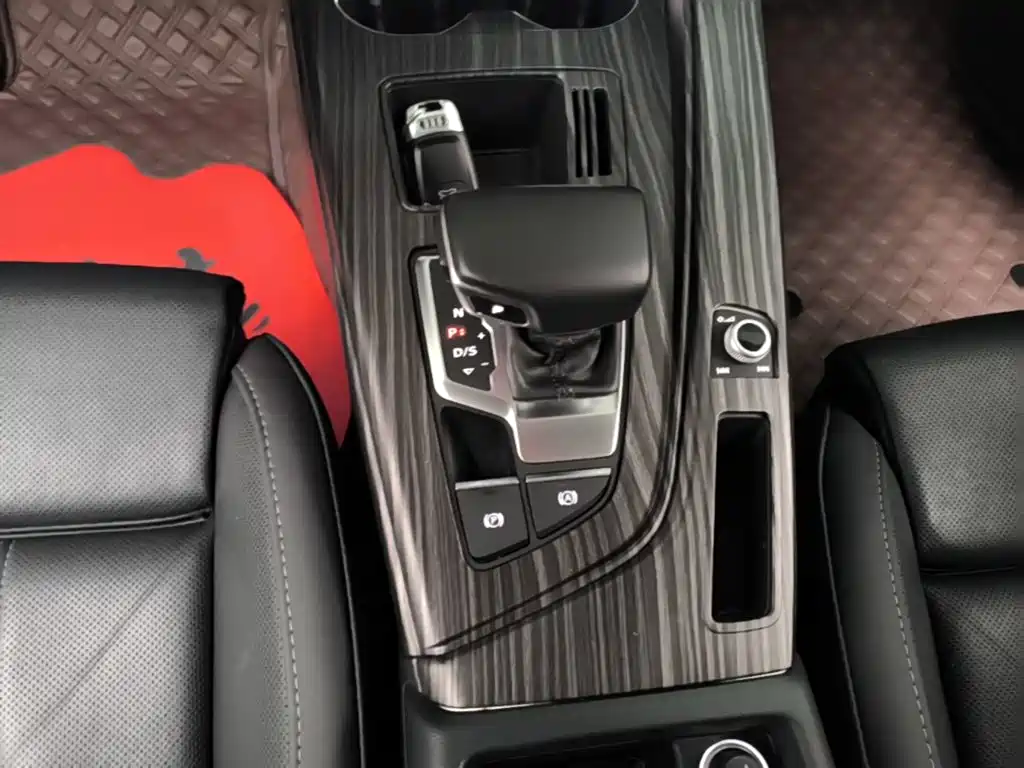 Audi A4L — миниатюра 14