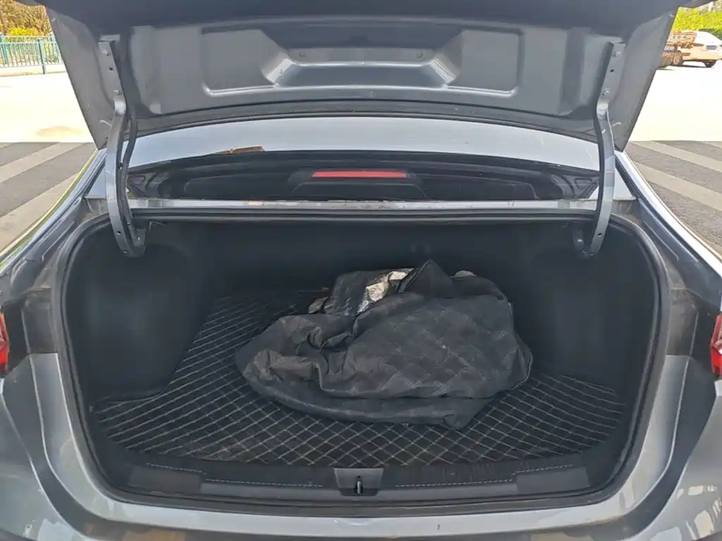 Roewe i5 — миниатюра 19
